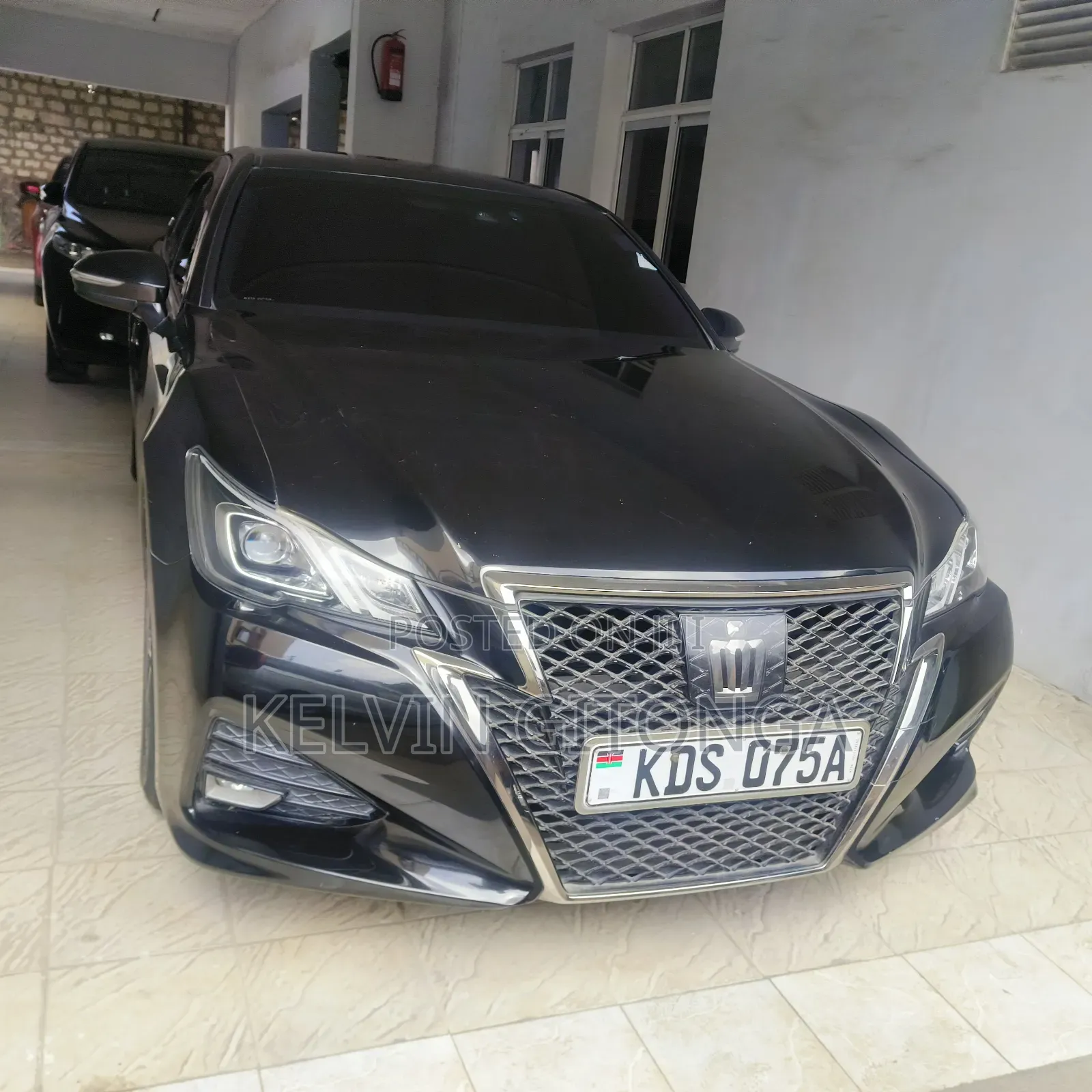 Toyota Crown 2017 Black