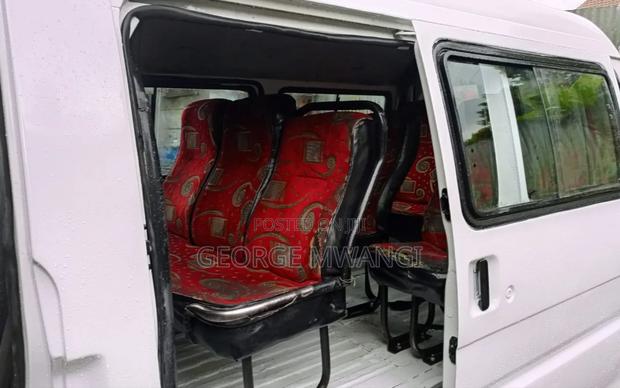 Mazda Bongo 2010 White - thumbnail 8