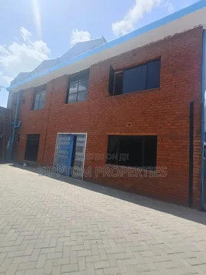 Ware House to Let in Industrial Area