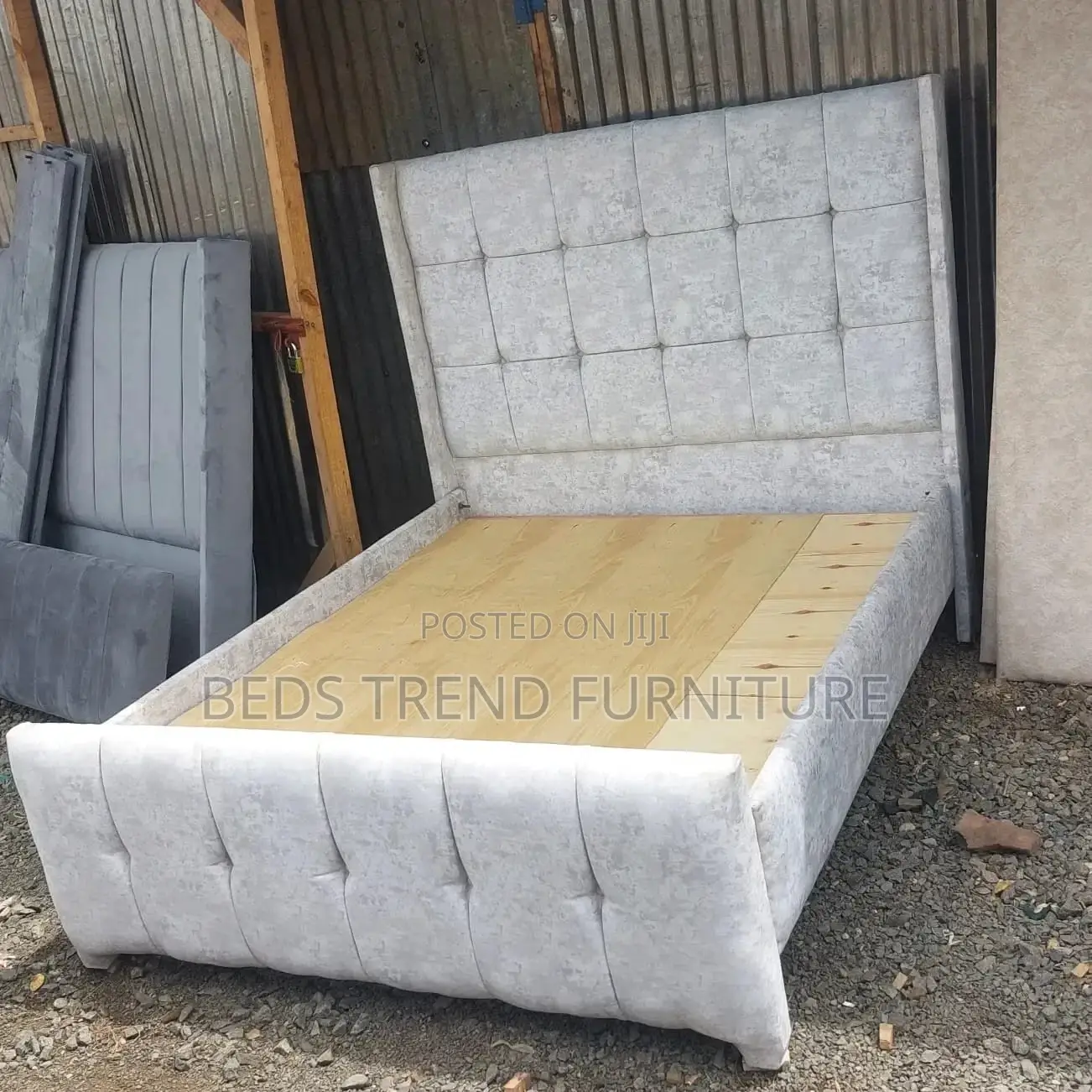 Ample Visual 5 by 6 Bed