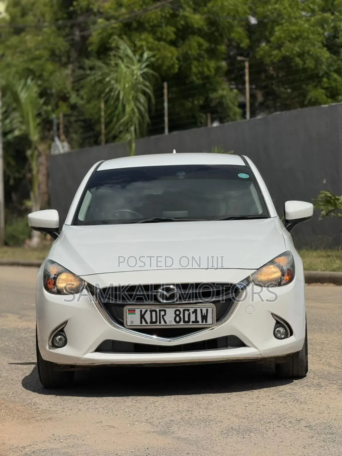 Mazda Demio 2018 White