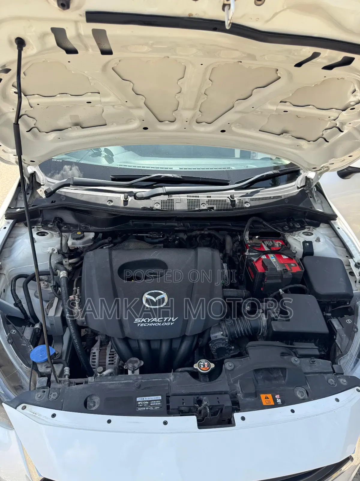 Mazda Demio 2018 White