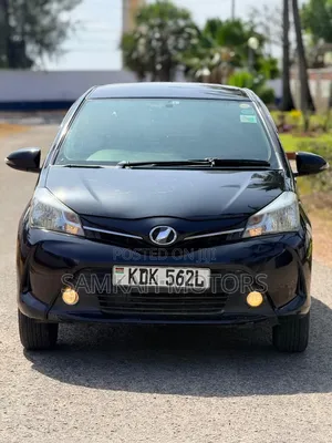 Toyota Vitz 2018 Black