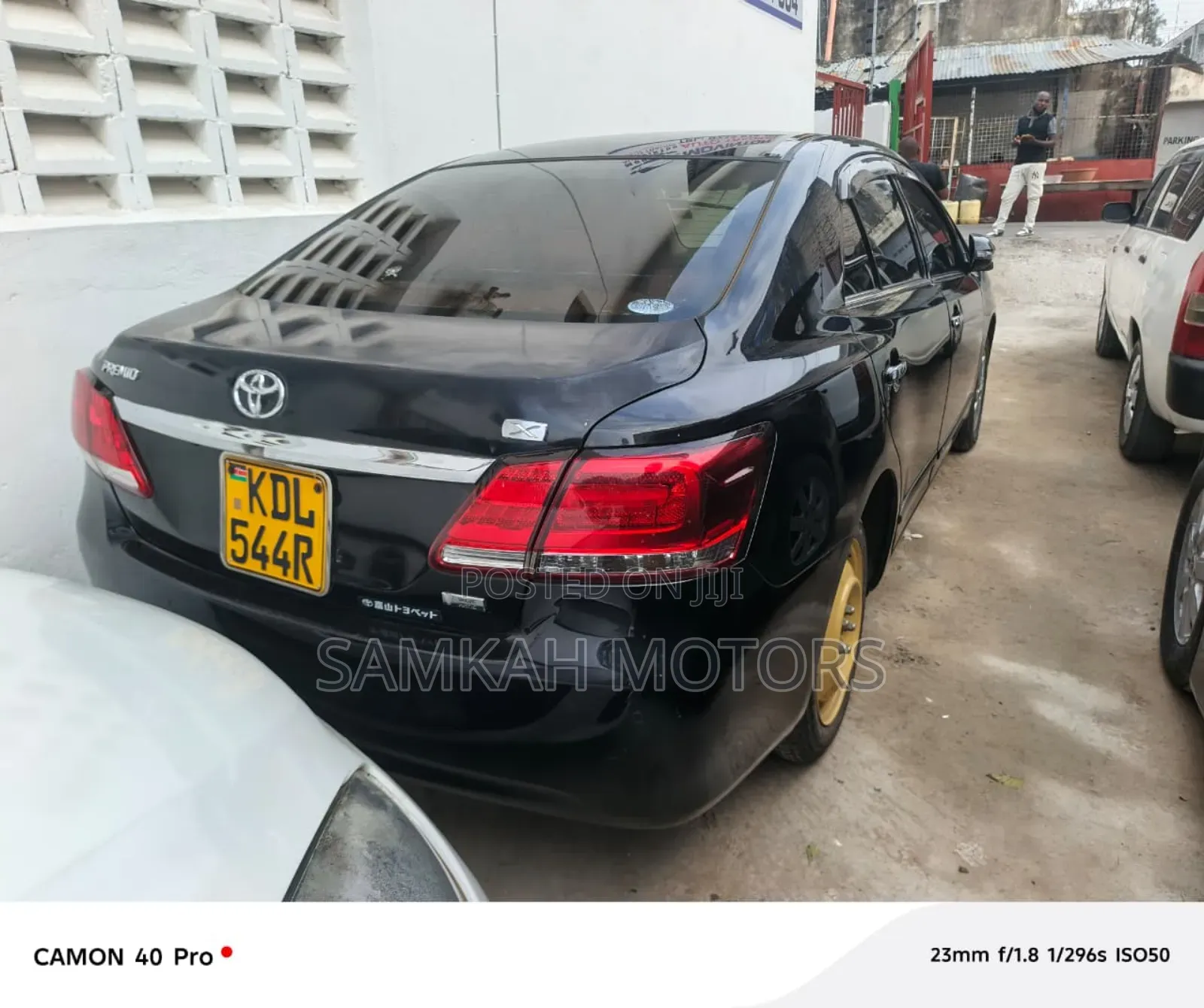 Toyota Premio 2018 Black