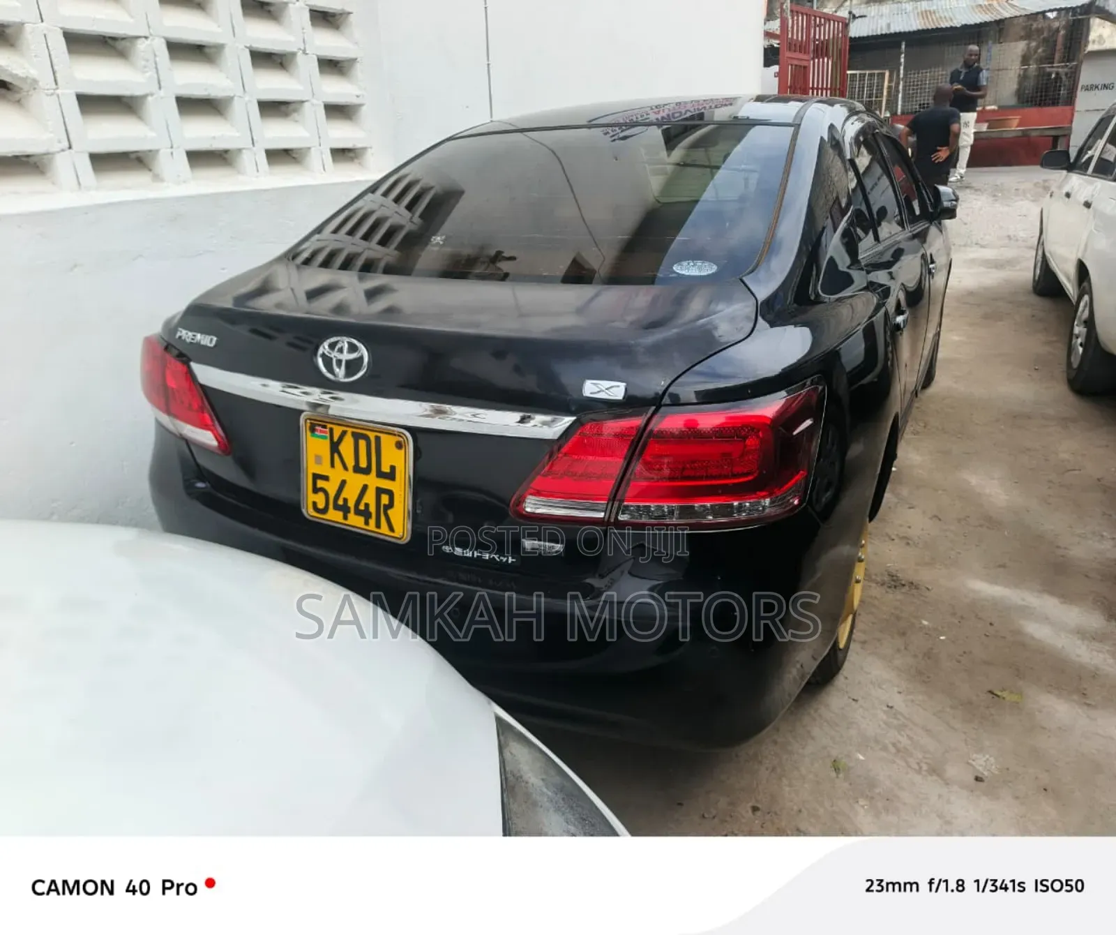 Toyota Premio 2018 Black