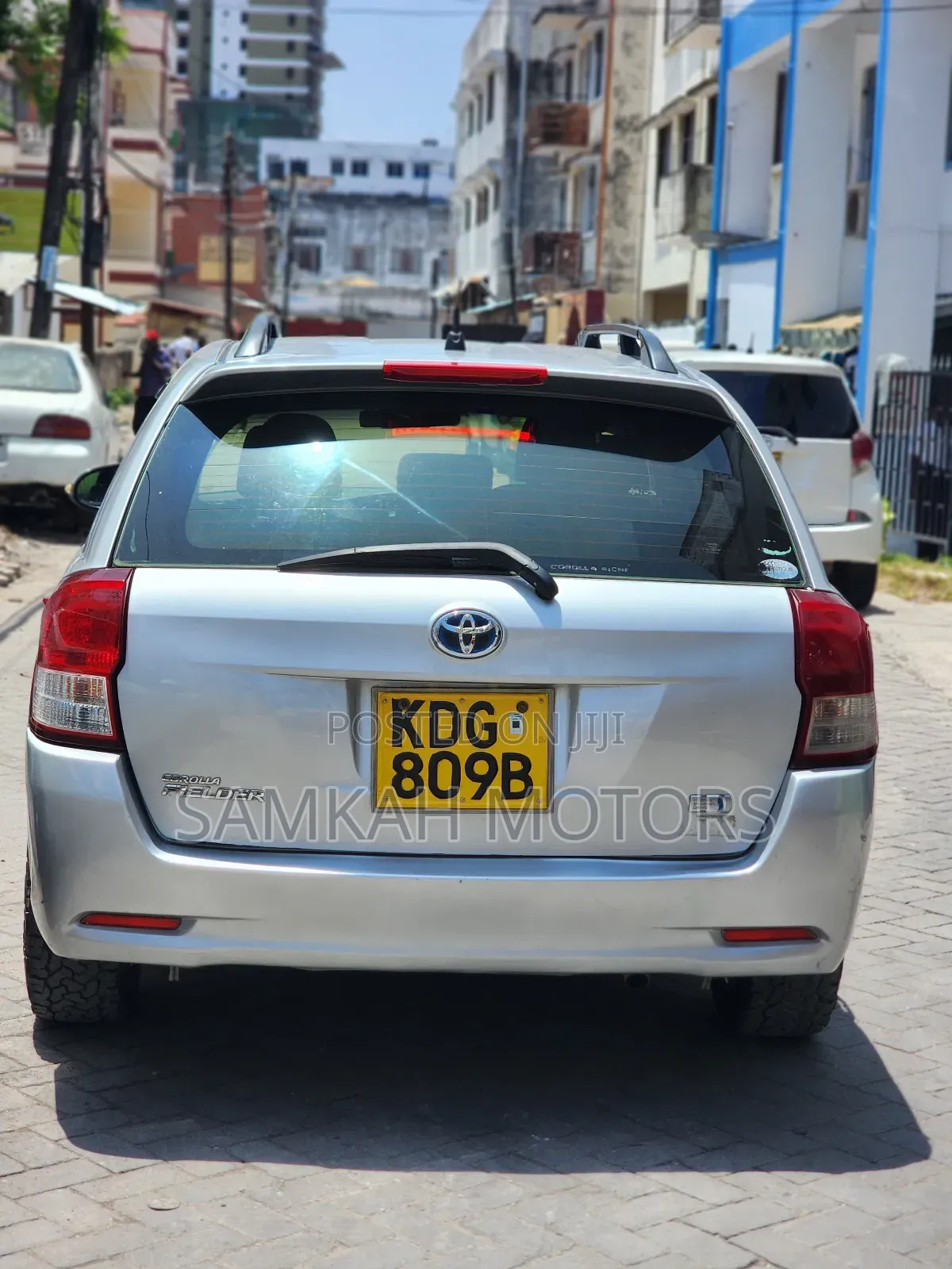 Toyota Corolla Fielder 2014 Silver