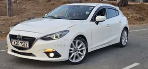 Mazda Axela 2017 White
