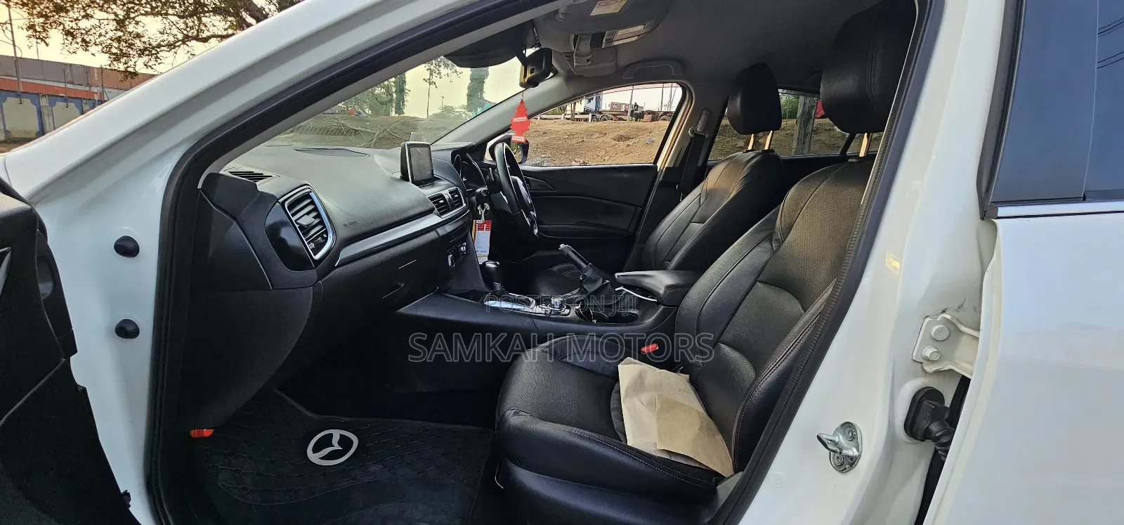 Mazda Axela 2017 White