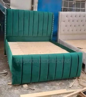 Green Velvet Bed Size 5 by 6