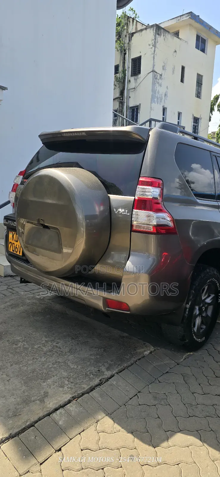 Toyota Land Cruiser Prado 2015 Gray