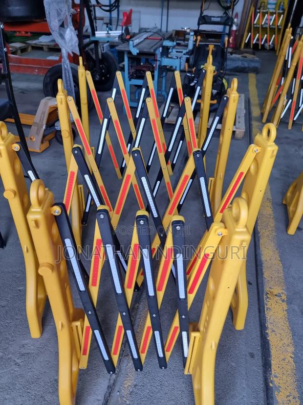 Interlocking Barriers - main view