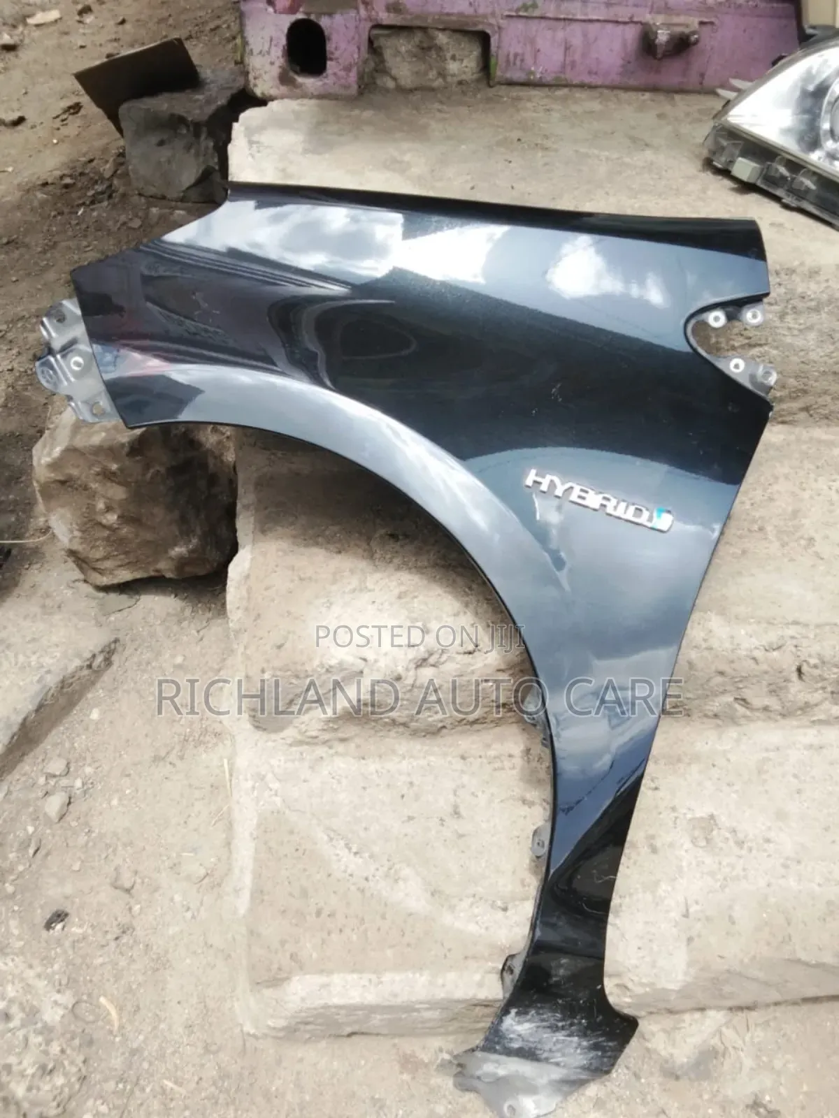 Wing or Fender Toyota Aqua