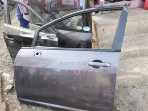 Nissan Tiida Front Left Door