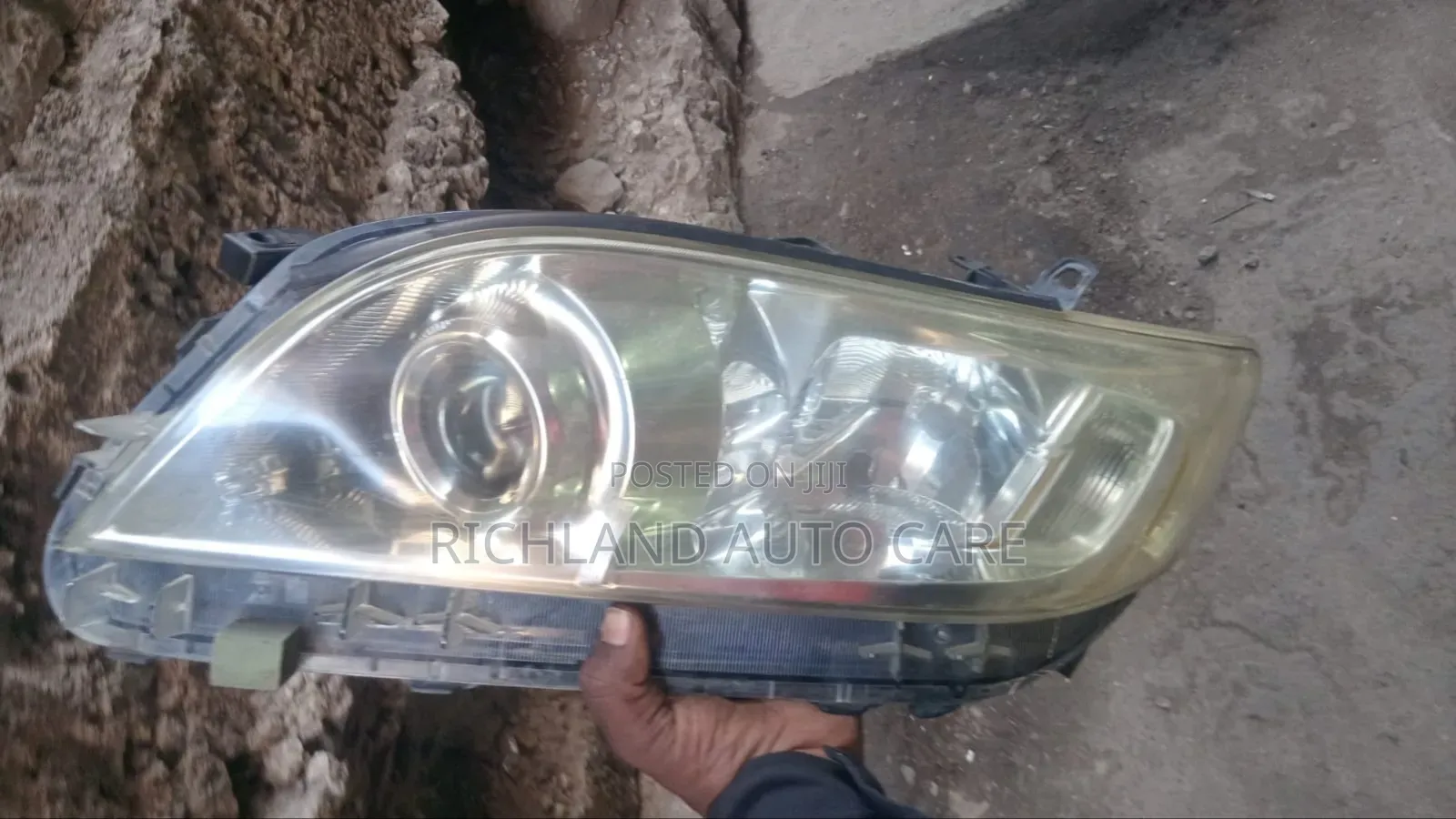 Headlights for Toyota Vanguard