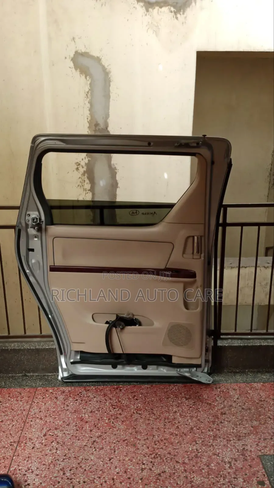 Toyota Vellfire Anh20 Front Door