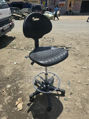 Lab Stool With Pu Seat and Back