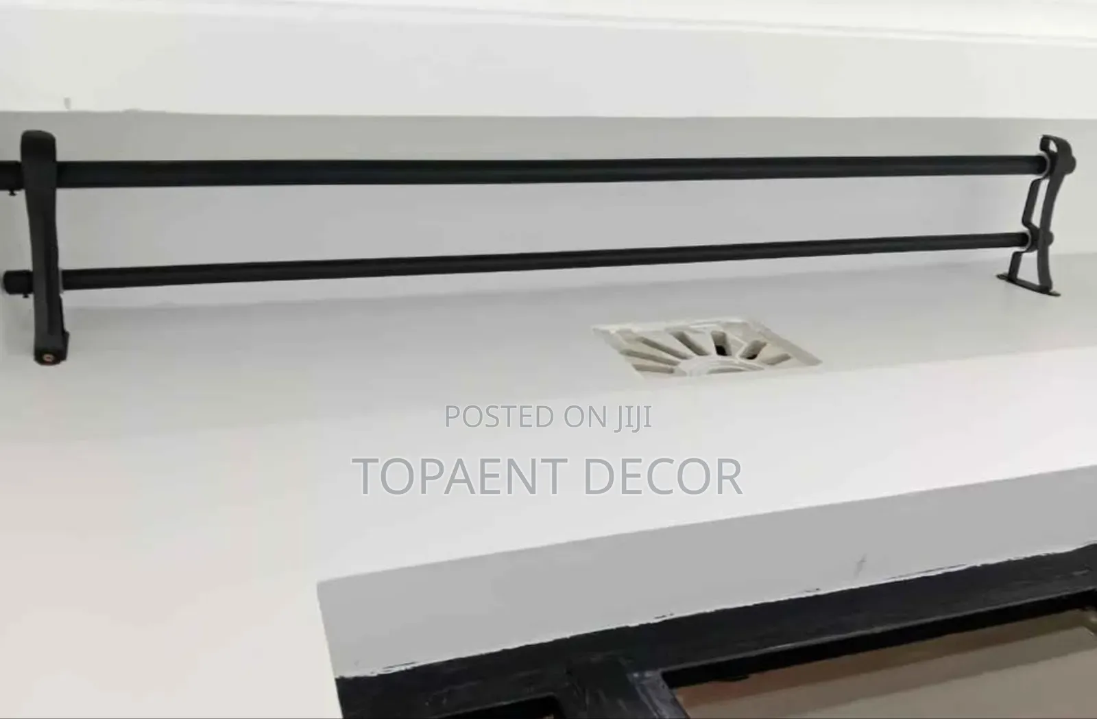 Easy To Clean And Maintain Powder Coated Curtain Rods
