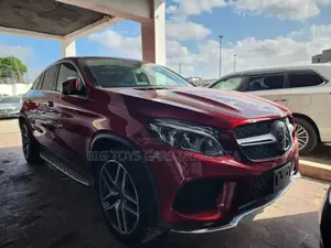Mercedes-Benz GLE-Class 2019 Maroon