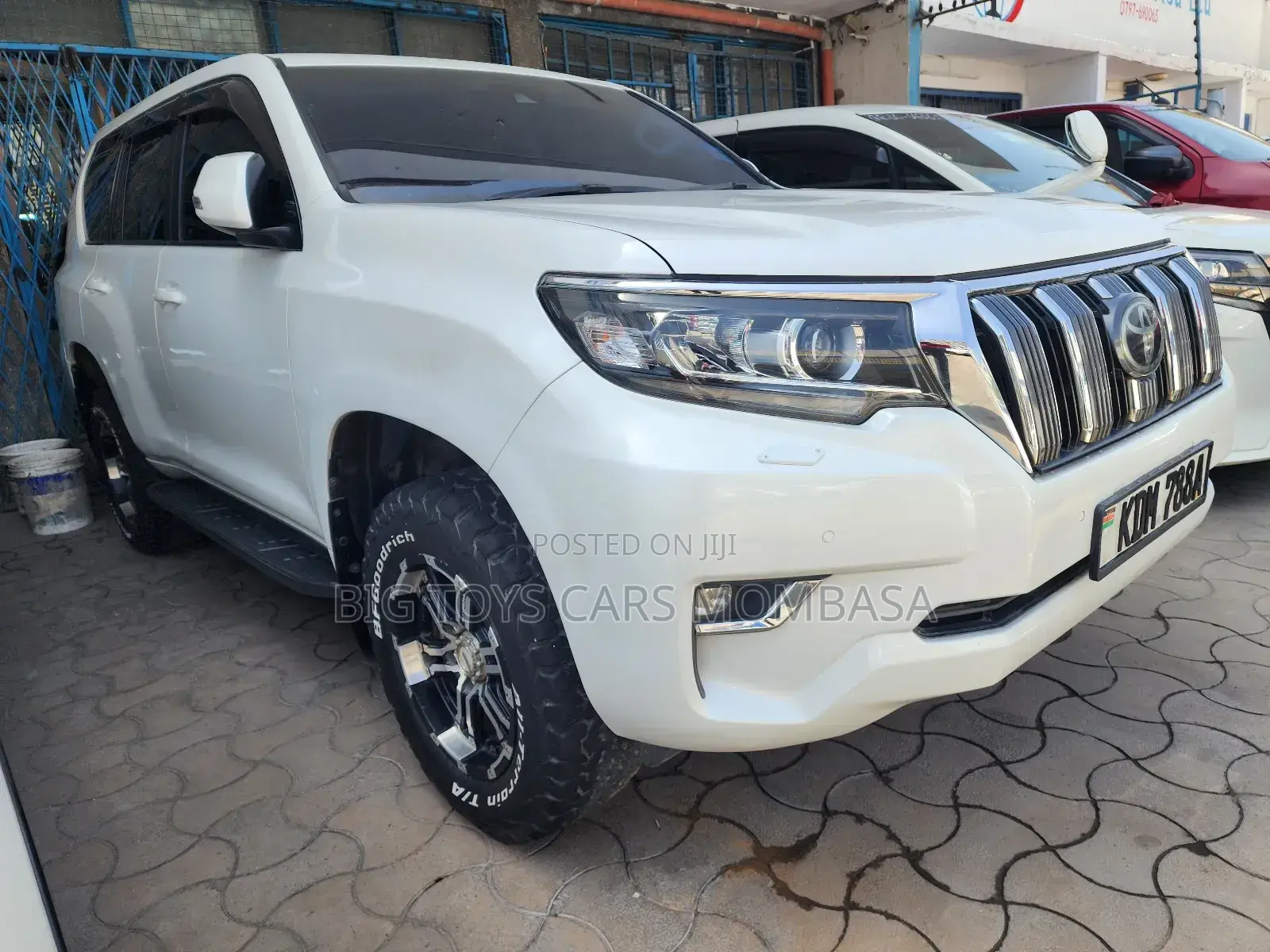 Toyota Land Cruiser 2018 White