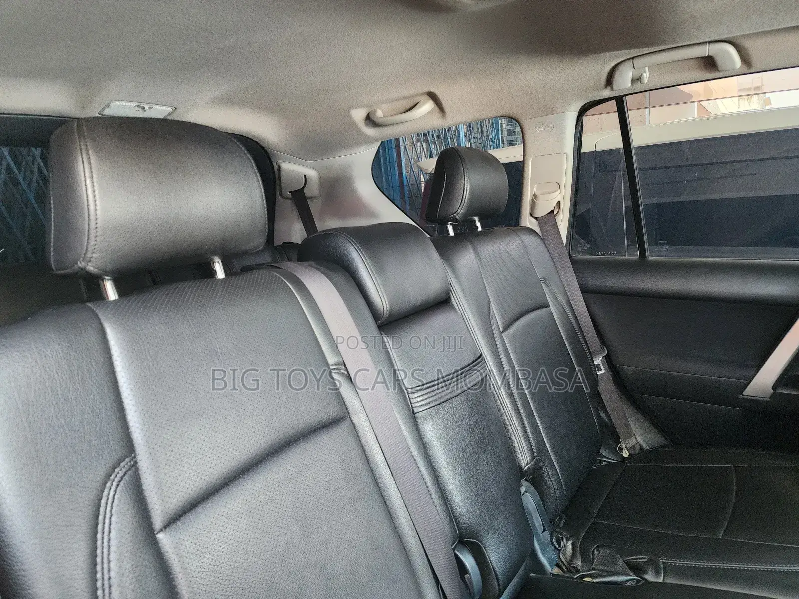 Toyota Land Cruiser 2018 White