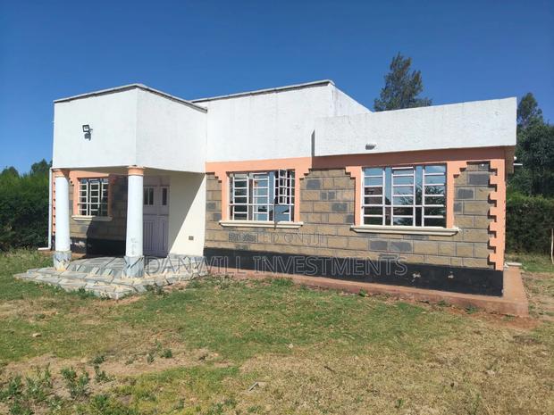 3bdrm Bungalow in Outspan Estate, Ngeria for sale