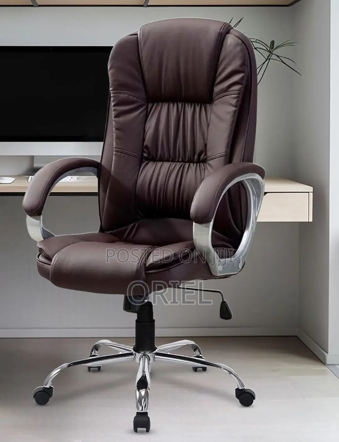 Executive Office Chair : Ergonomic Executive Brown Leather Chair