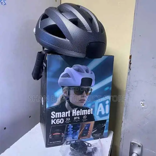 Smart Al Intelligent Helmet Designed With in-Built Speakers