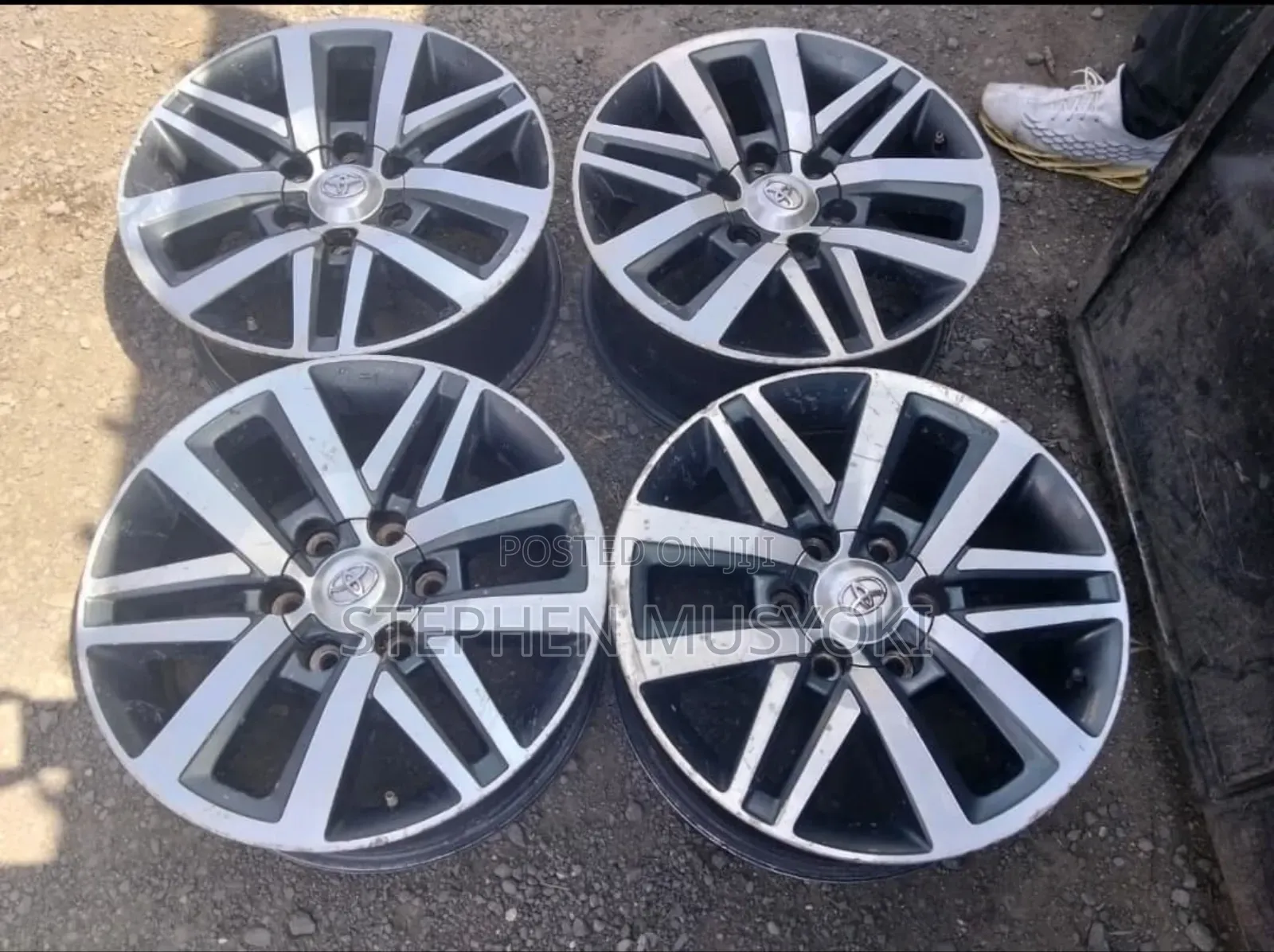 Toyota Fortuner,Hilux Revo Size 18inch Rims