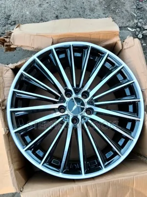 Mercedes Benz C200 Size 18,19inch Rims