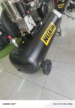 7.5kw 500l Nuair Air Compressor (Made in Italy?)