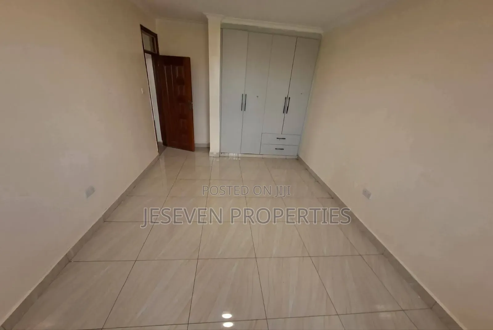 8bdrm Mansion in Syokimau for rent