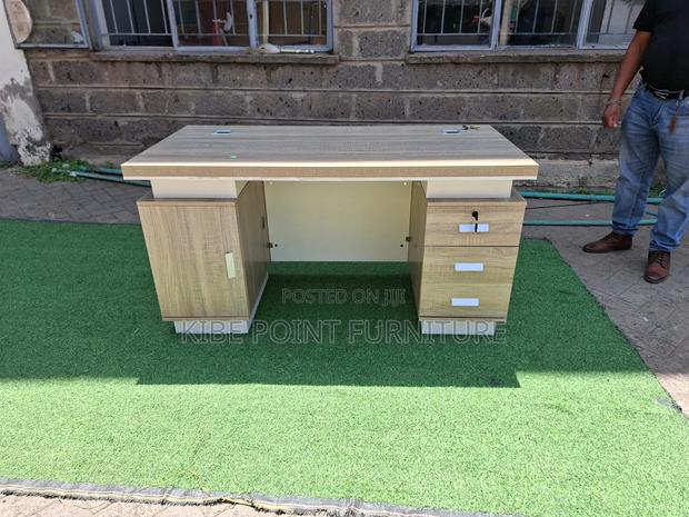 1.4mtrs Office Desk 
Code 116
Front Side - main view