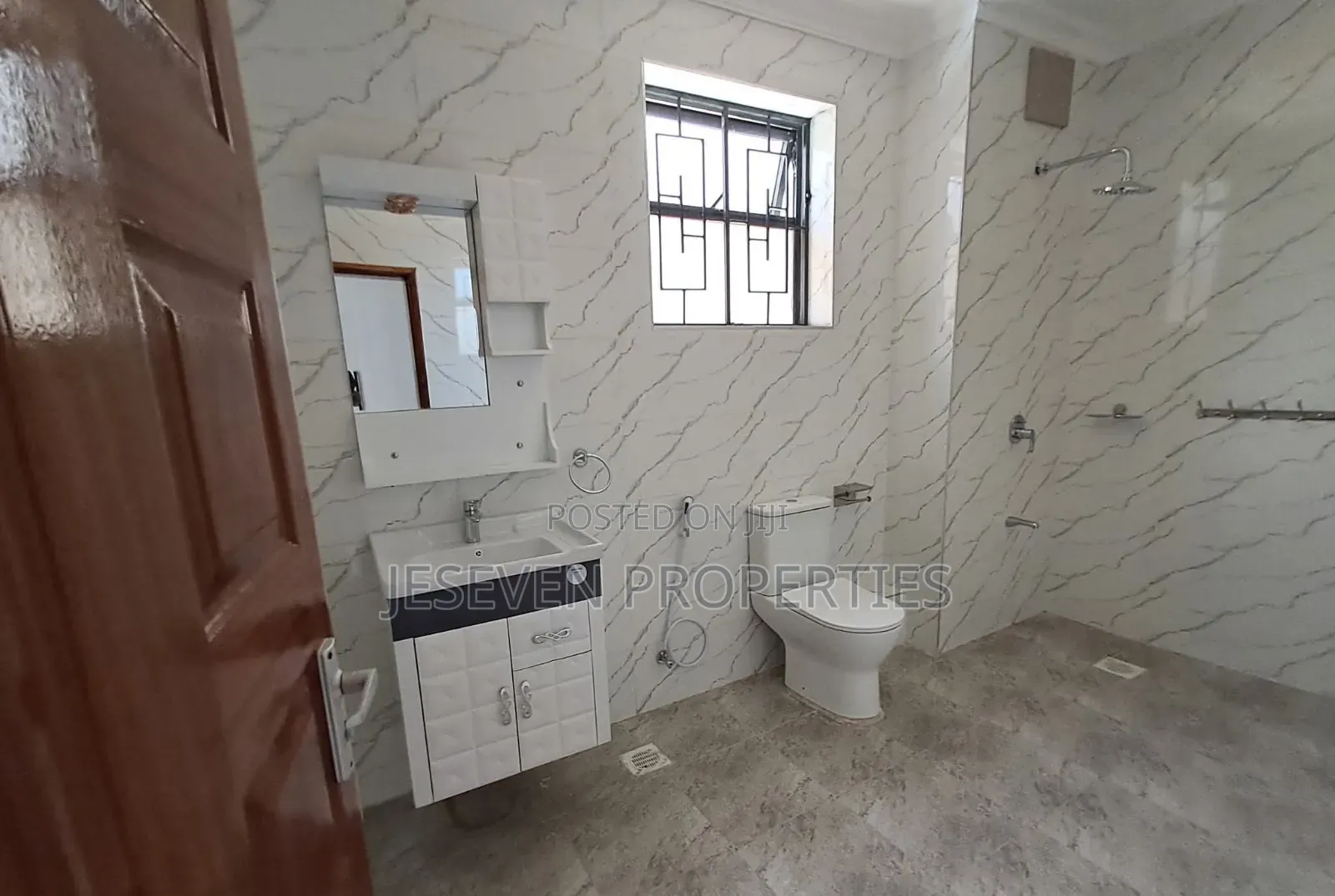 5bdrm Mansion in Syokimau for rent