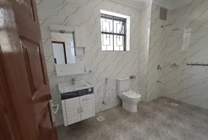 5bdrm Mansion in Syokimau for rent