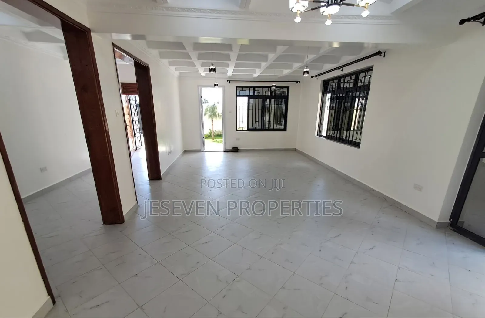 5bdrm Mansion in Syokimau for rent