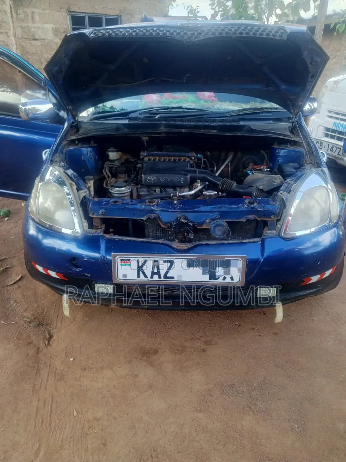 Toyota Vitz 1999 Blue