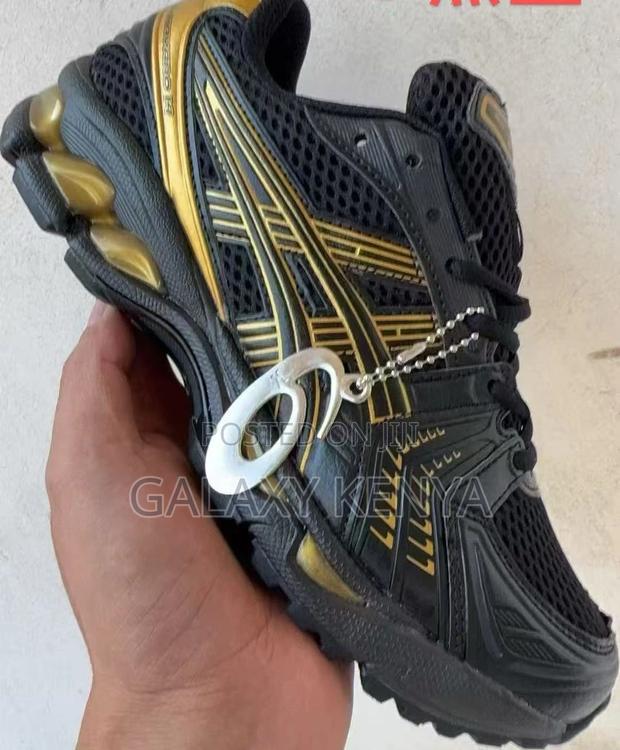 Asics Shoe - thumbnail 4