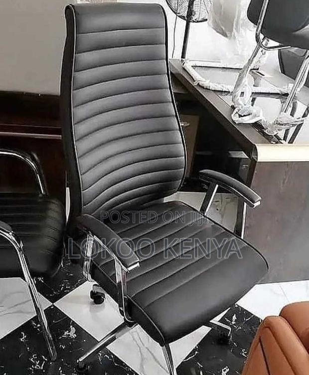 Office Chair; Black Leather Executive High Back Office Chair - thumbnail 11