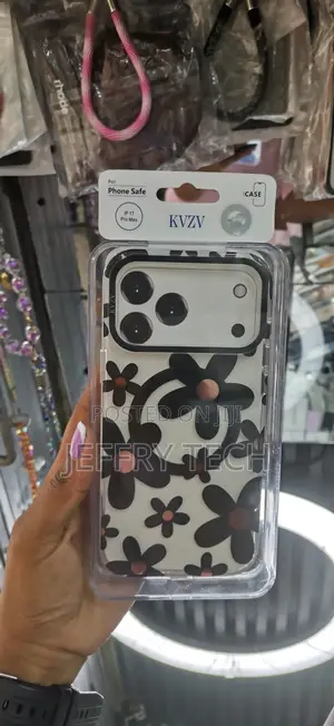 Maver iPhone 17 Pro Max Black Floral KVZV Case Magnetic