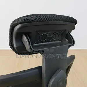 Ergonomic High Back Mesh Office Chair With Headrest .
