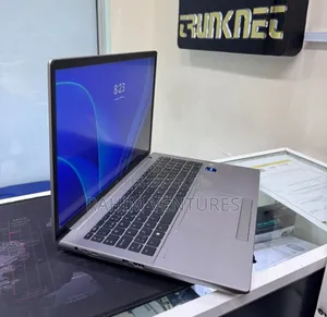 Laptop HP ZBook Firefly 16 G10 16GB Intel Core i7 SSD 512GB