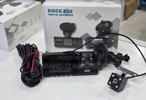 3 Channel Dash Camera (Front, Inside, and Rear) - main view