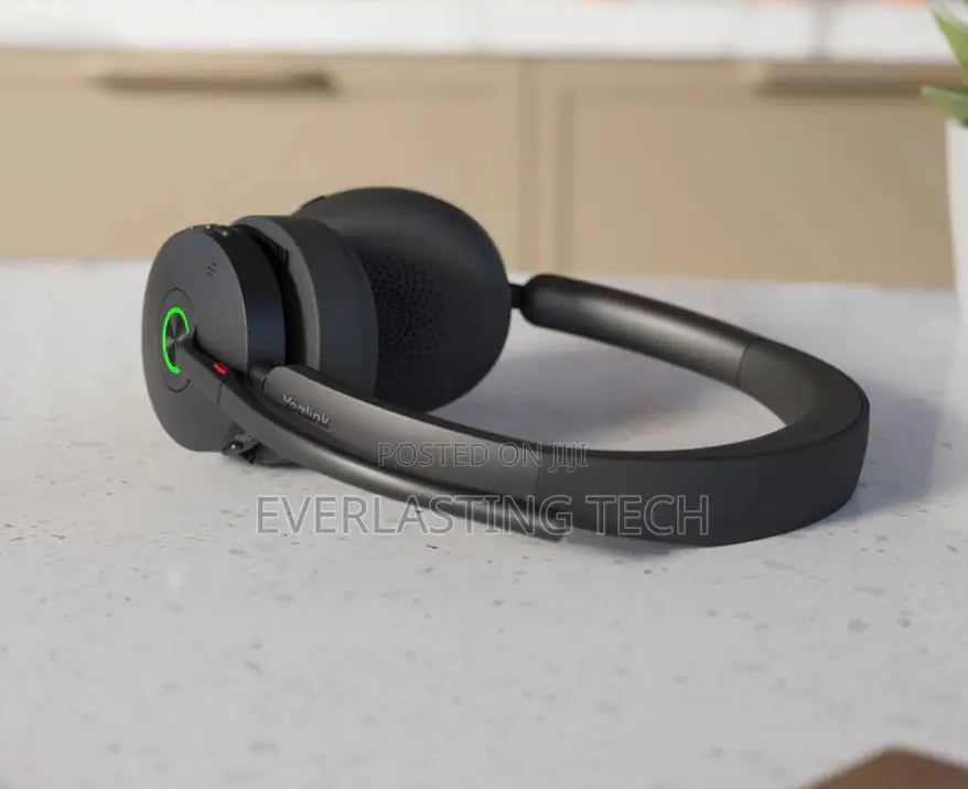 Yealink Bh74 With Stand Uc Usb-C/a Bluetooth Wireless Headset