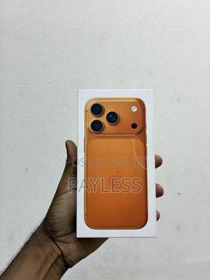 New Apple iPhone 17 Pro 256 GB Orange - main view