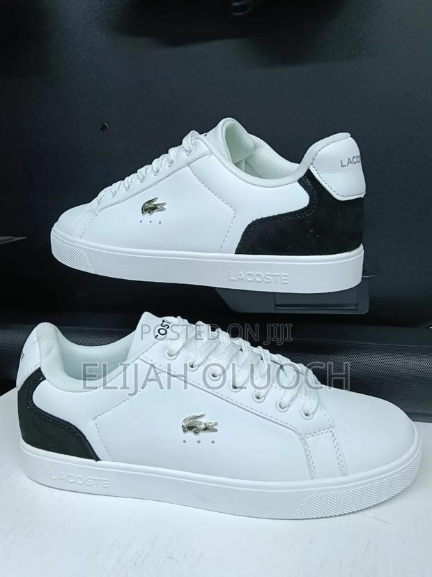 Casual *Lacoste* Black,Red,Green & White 🤍
Sizes 40,41,42,43,44,45
