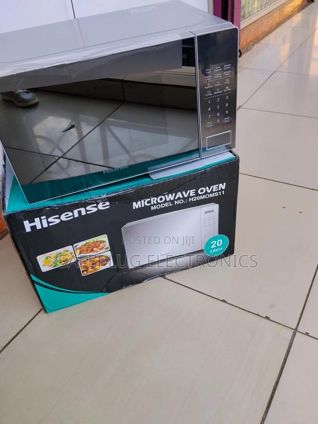 Hisense Silver Microwave (20l) - Auto Cook, Defrost, Child Lock | - main view