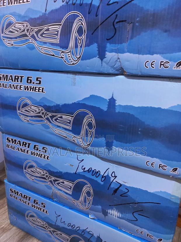 Smart Balance 6.5 Inches Hoverboard - thumbnail 4