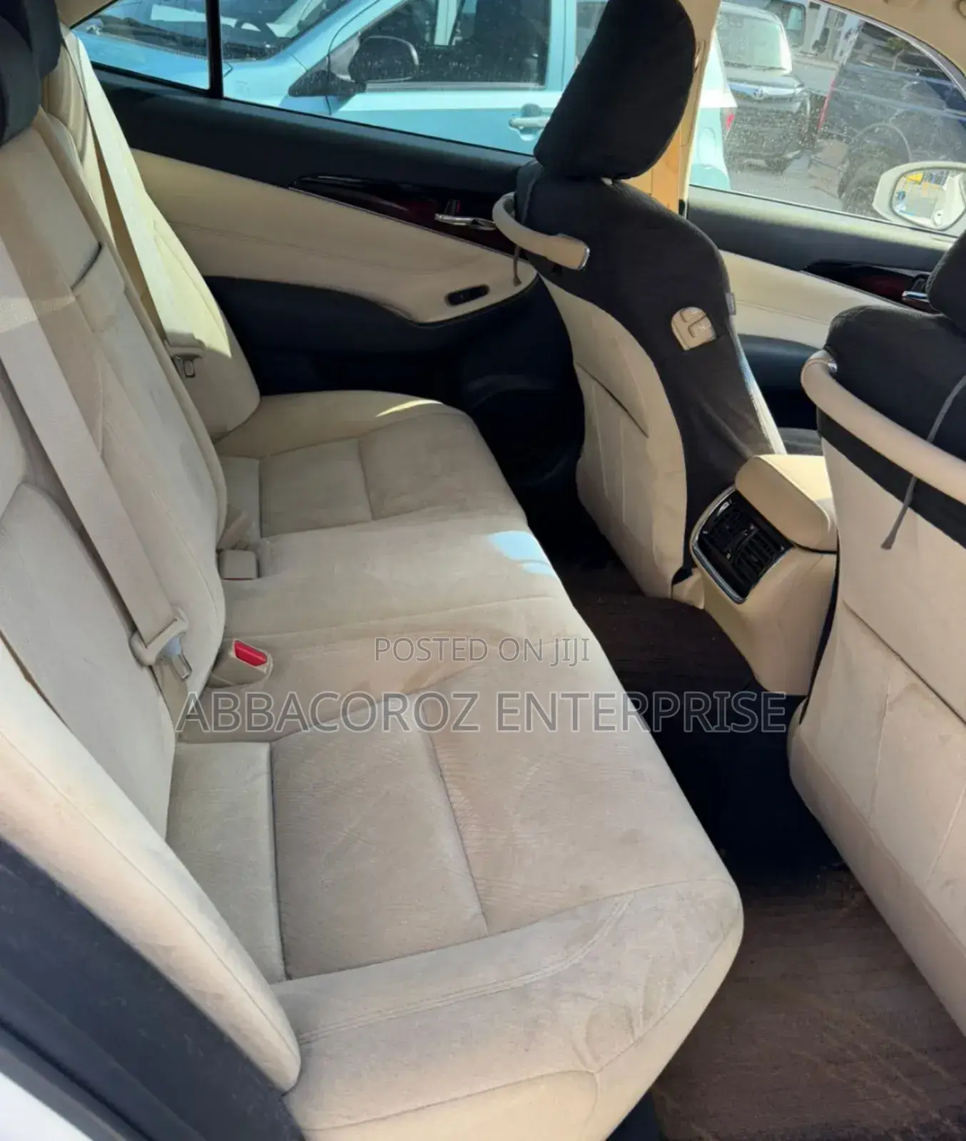 Toyota Crown 2017 White