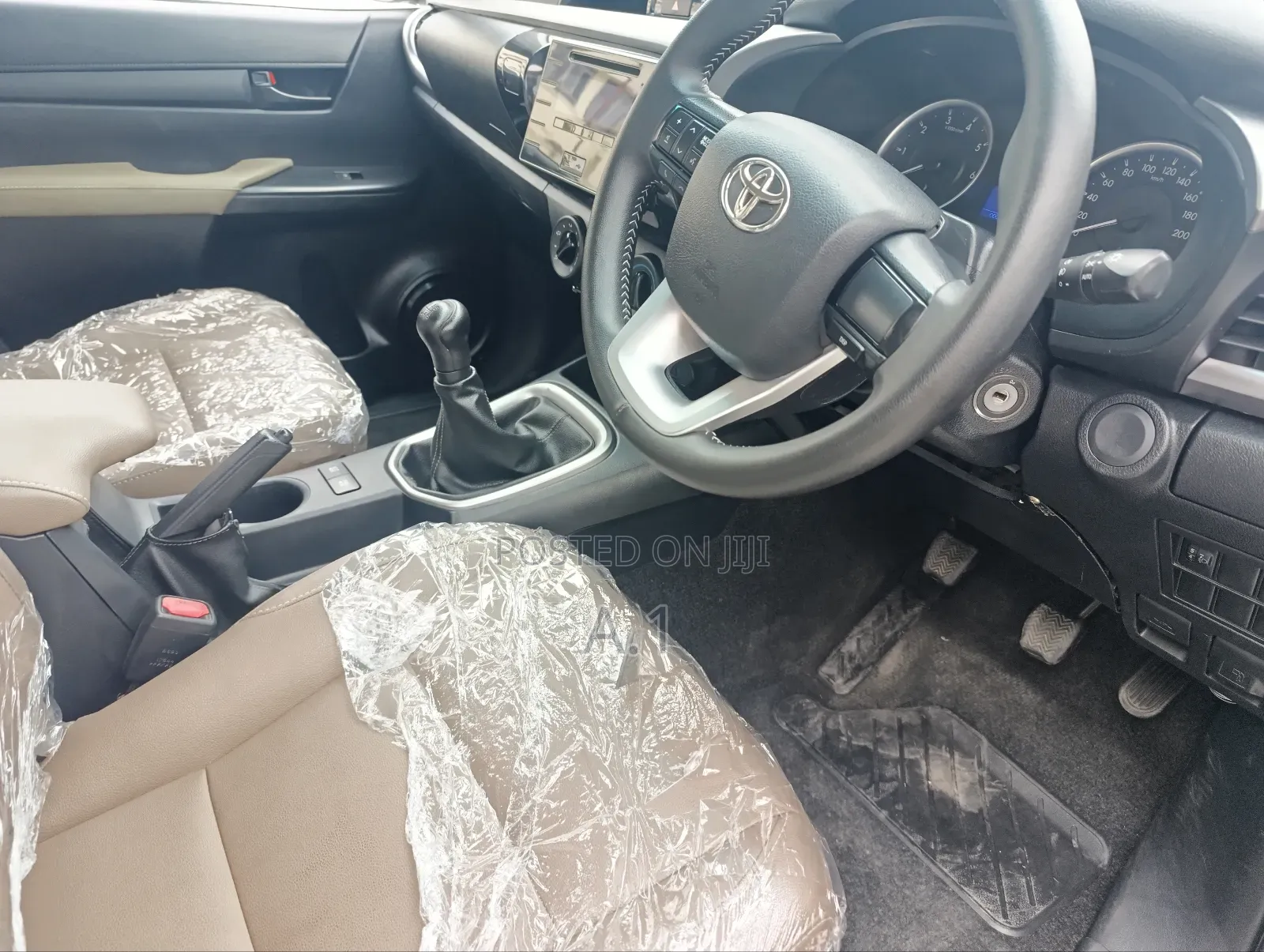 Toyota Hilux Revo Double Cab Deisel 2.4 AWD 2019 Silver