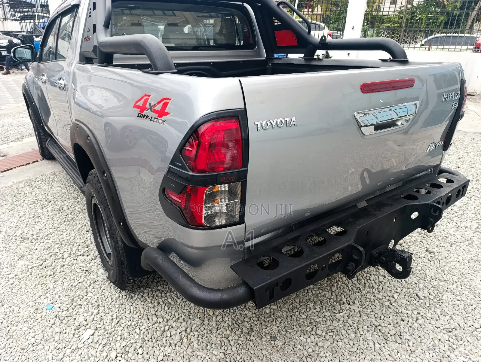 Toyota Hilux Revo Double Cab Deisel 2.4 AWD 2019 Silver